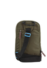 Icon Mochila Cruzada | 34x20x12 cm| 0,40 Kg| 8L