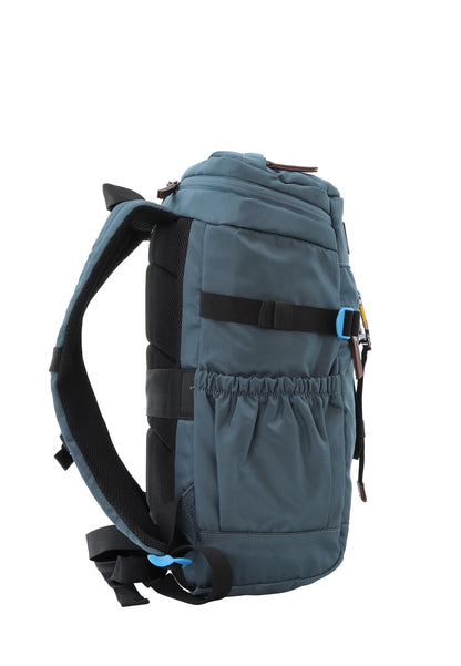 Icon Mochila L - Portátil 15''| 46x30x17 cm| 0,7 Kg |23L