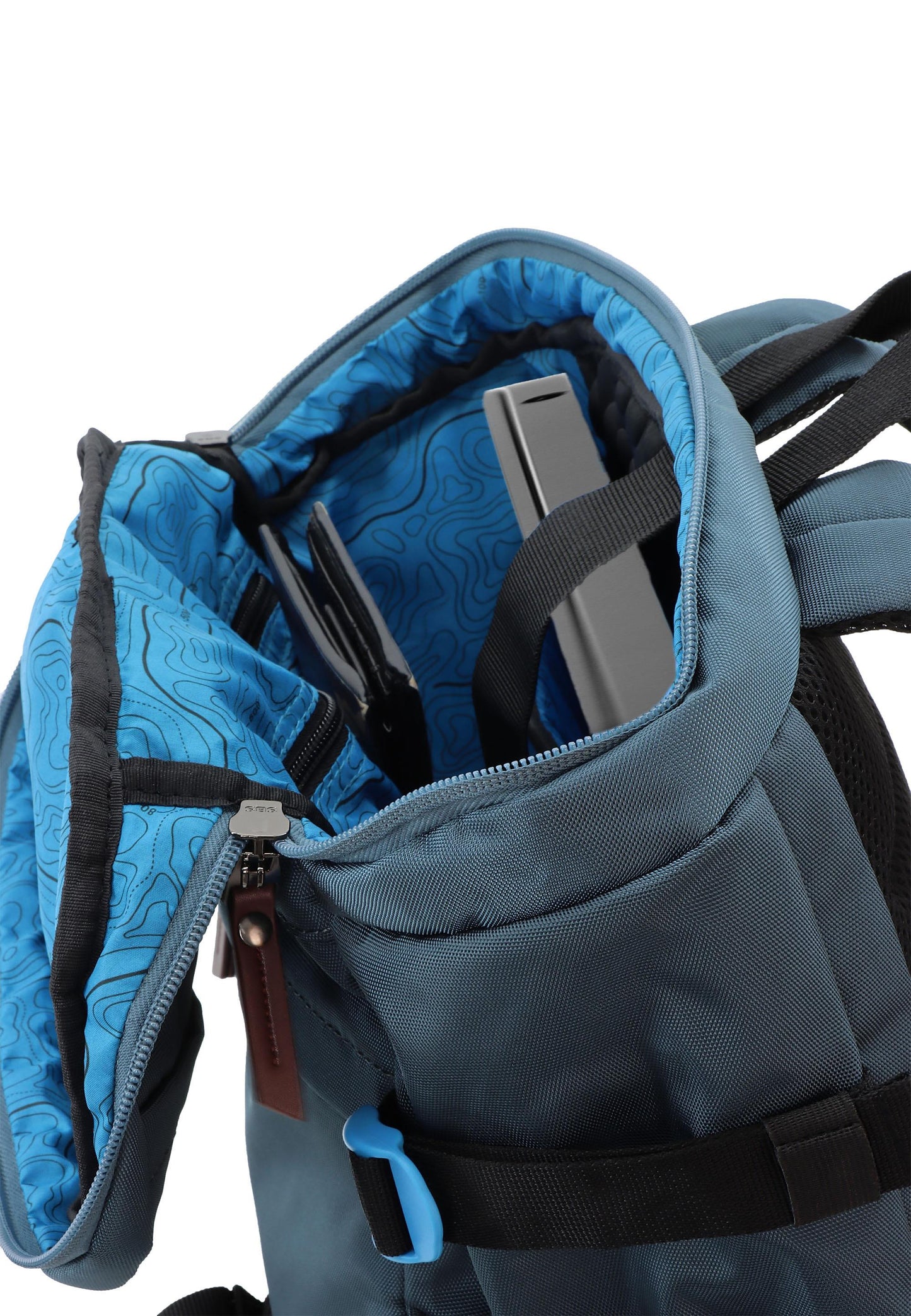 Icon Mochila L - Portátil 15''| 46x30x17 cm| 0,7 Kg |23L