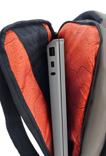Mochila L Doble Compartimento Geyser - Portátil 15''| 43x31x15 cm| 0,7kg |23L
